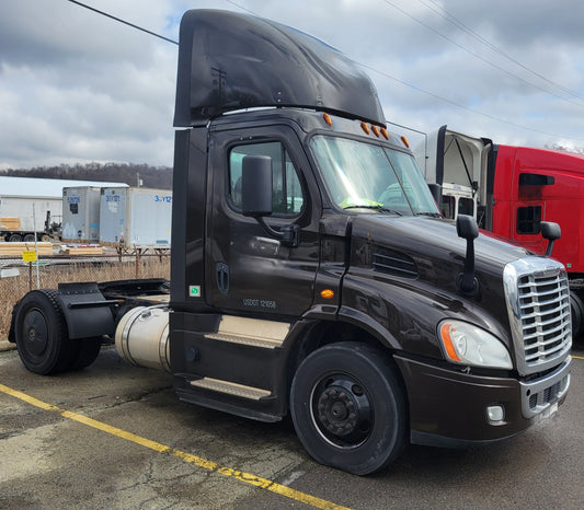 2017 Freightliner Cascadia S/A Daycab 2026M0264