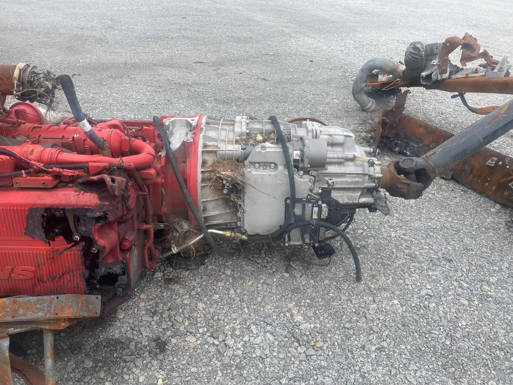 2025 CUMMINS ISX motor and Eton Fuller Automatic Transmission 2026M0198