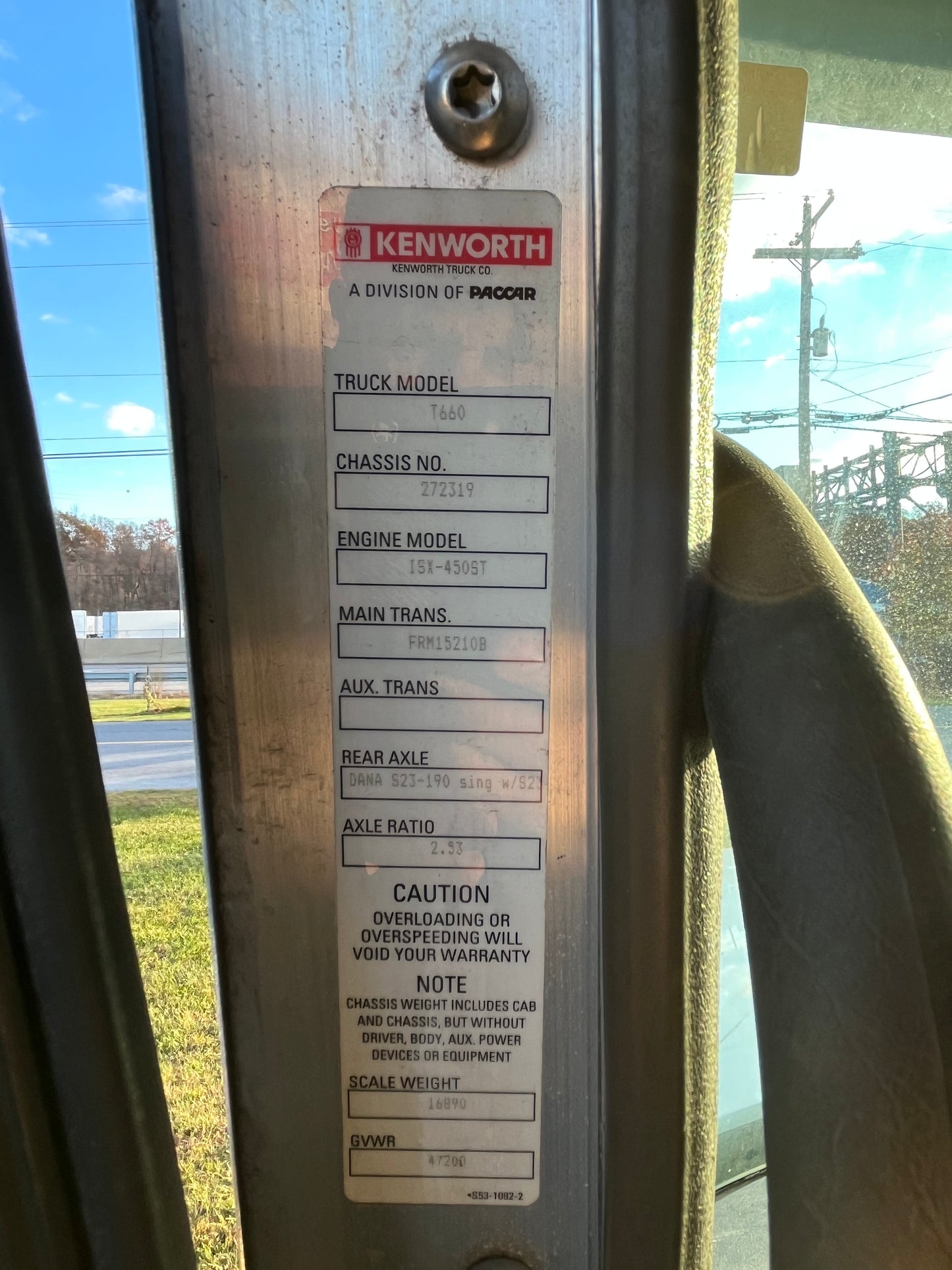 2010 Kenworth T660 Sleeper Semi-Truck Cummins ISXST 2023M0185