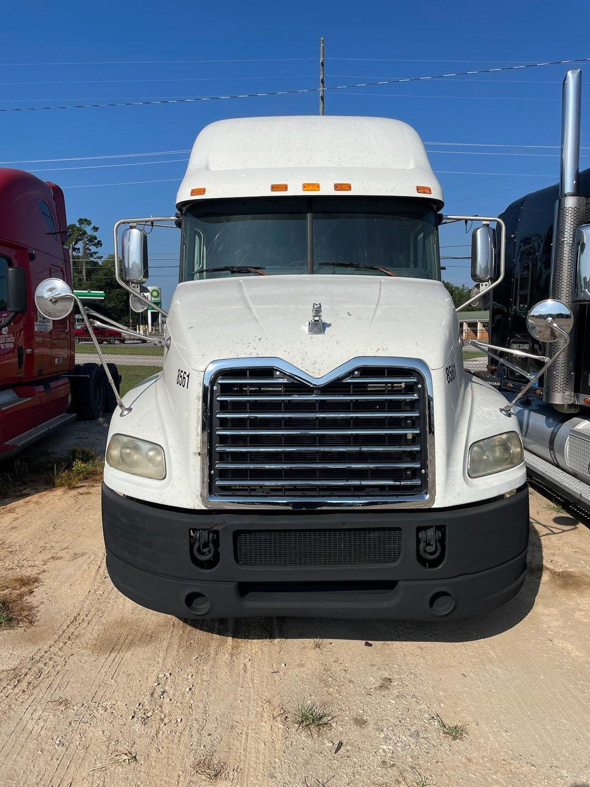 2015 MACK CXU613 SLEEPER SEMI-TRUCK 2023M0144
