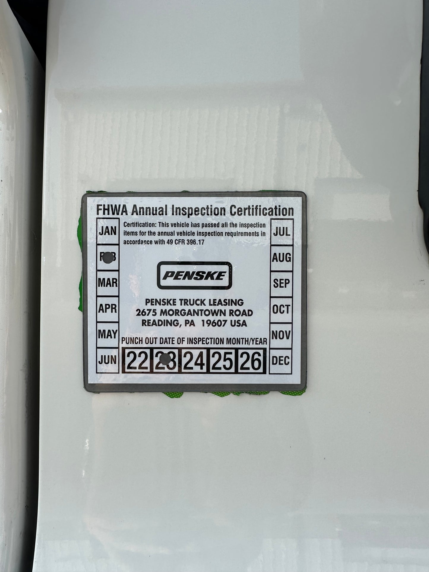 2015 FREIGHTLINER CASCADIA DAYCAB SEMI-TRUCK 2023M0151
