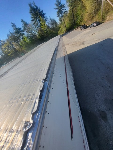 2019 Damaged 53ft Hyundai Dry Van 2026M0207