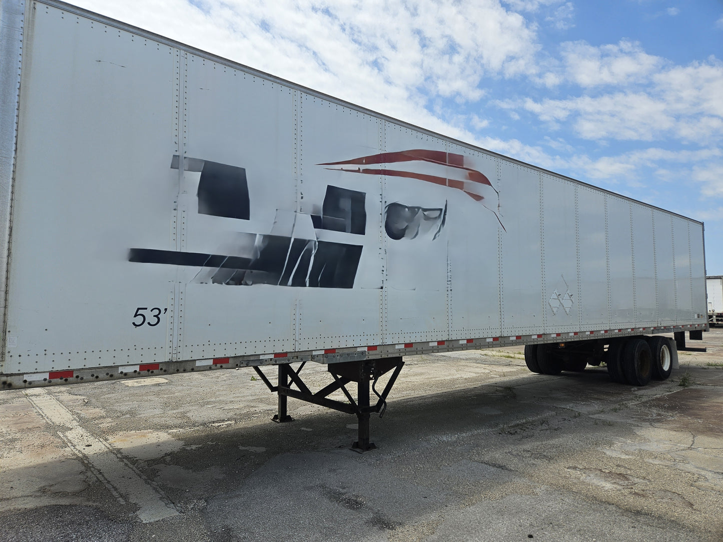 2012 Hyundai 53ft Dry Van Trailer 2026M0223