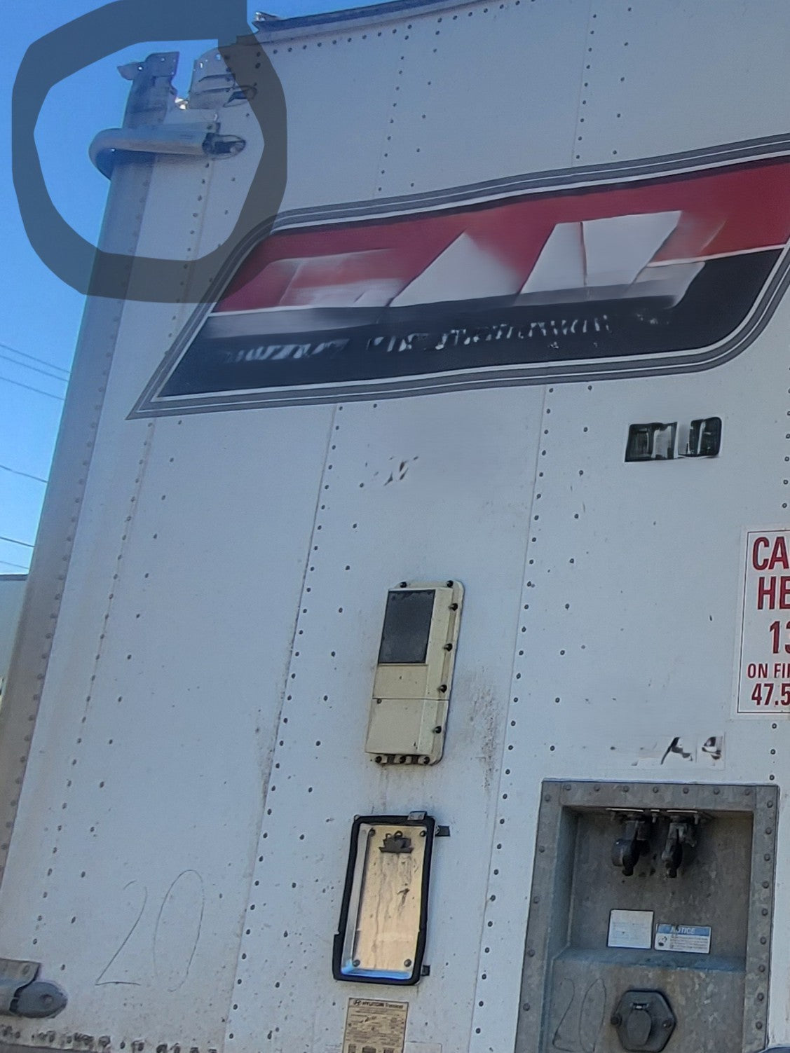 2019 Damaged 53ft Hyundai Dry Van 2026M0207