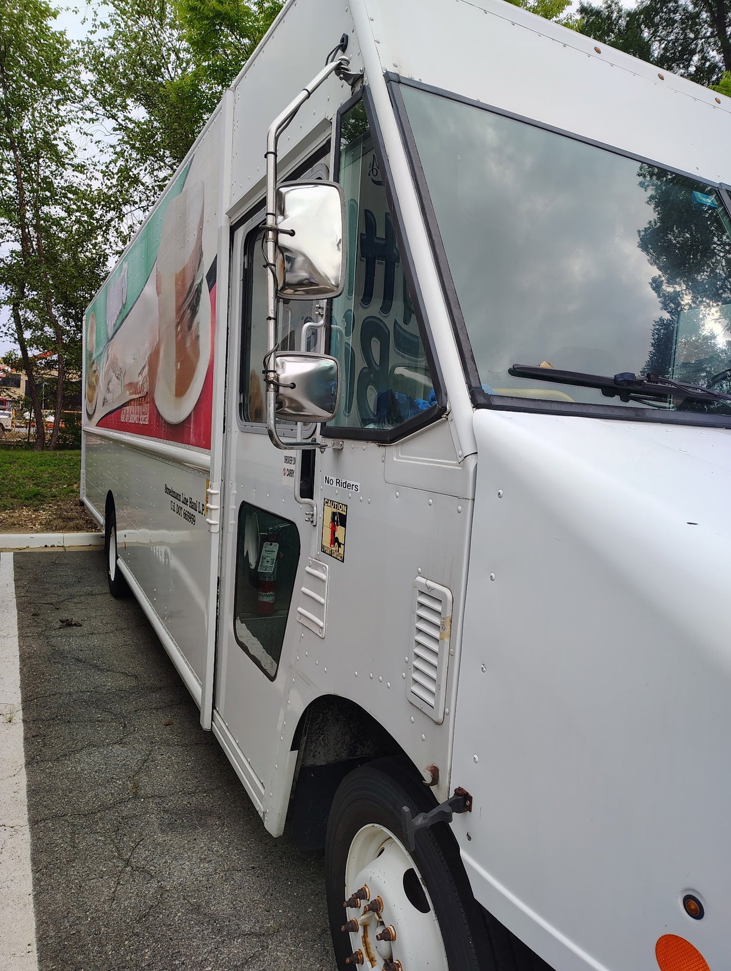 2013 Ford F59 Bread Truck 2026M0233
