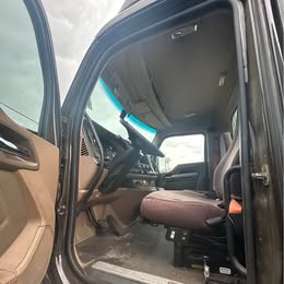 Mechanics Special 2019 Kenworth T680 S/A 2026M0200