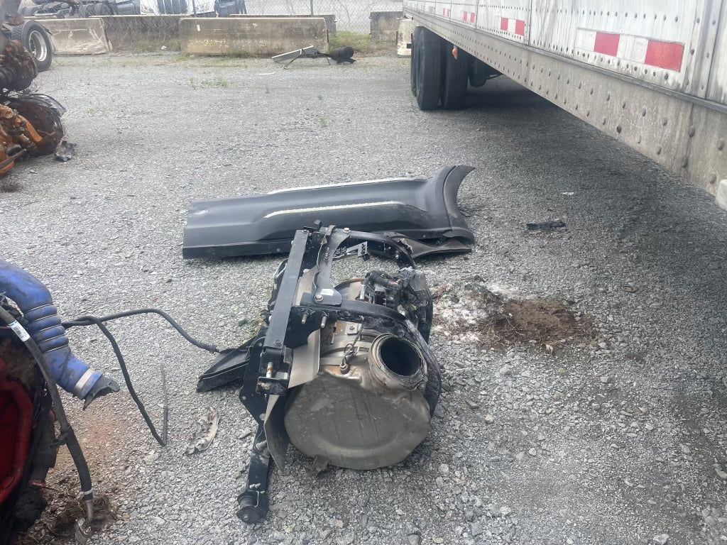 2025 CUMMINS ISX motor and Eton Fuller Automatic Transmission 2026M0198