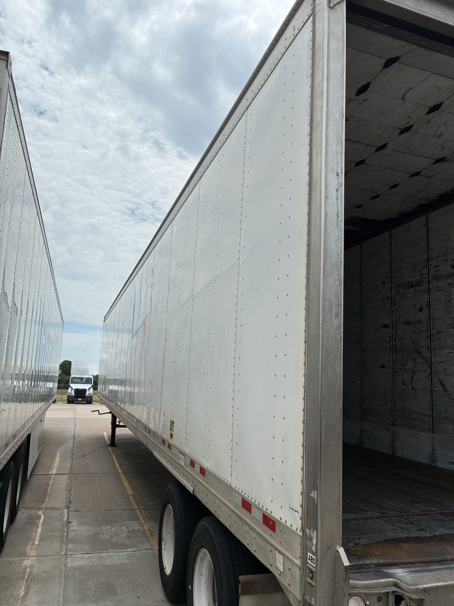 2016 Great Dane 53ft Dryvan Trailer 2026M0221
