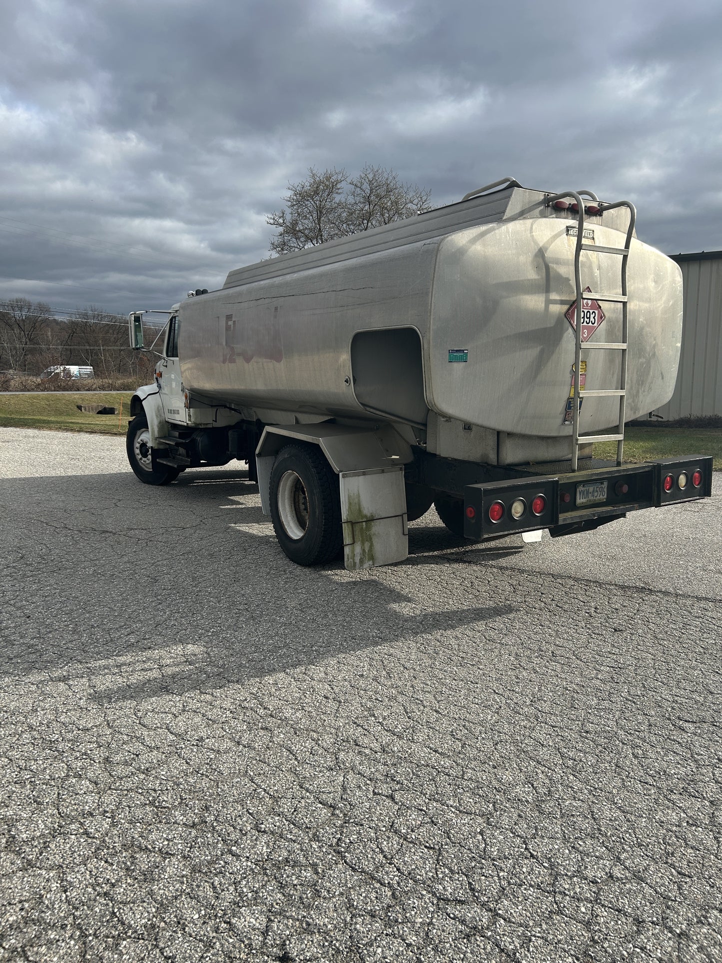 2016 Freightliner M2 Cab and Chassis CUMMINS Semi Truck 2024M0147