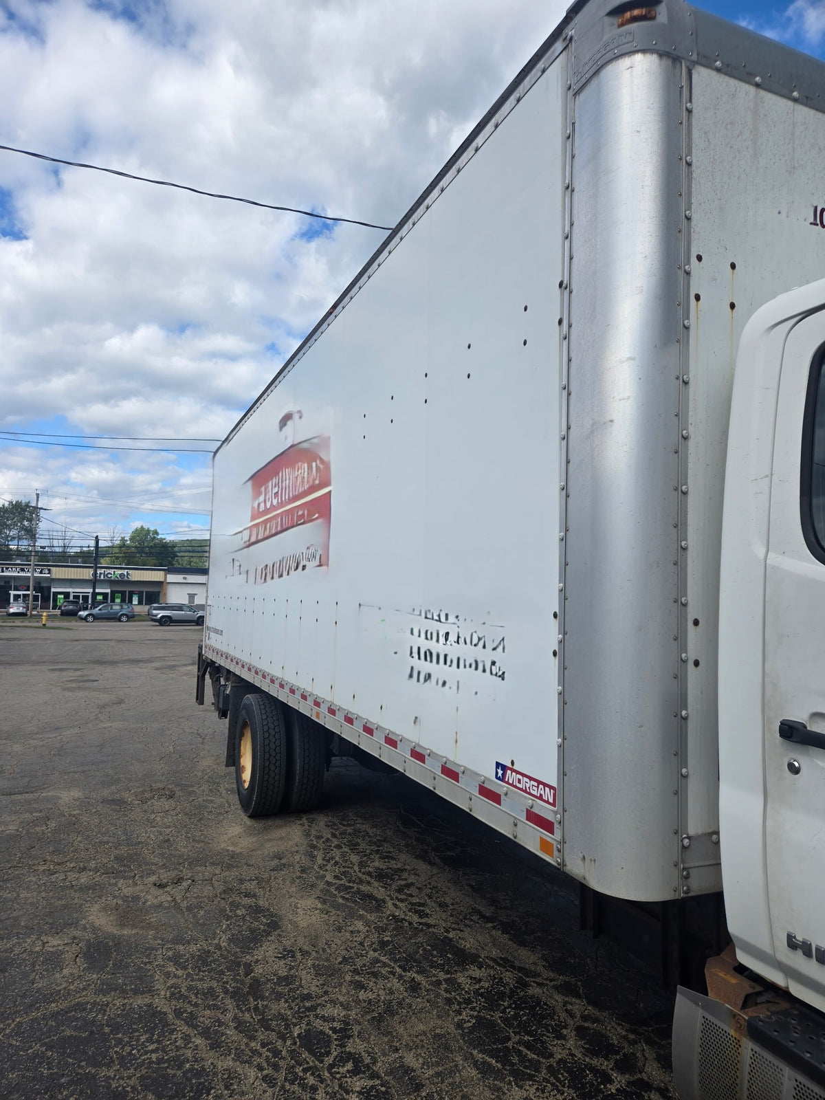 2017 Hino 268 26ft Box Truck 2026M0257