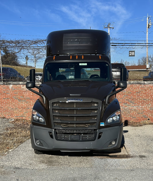 MECHANIC SPECIAL!  NEEDS A TRANSMISSION  2020 Freightliner Cascadia Single Axle 2026M0126
