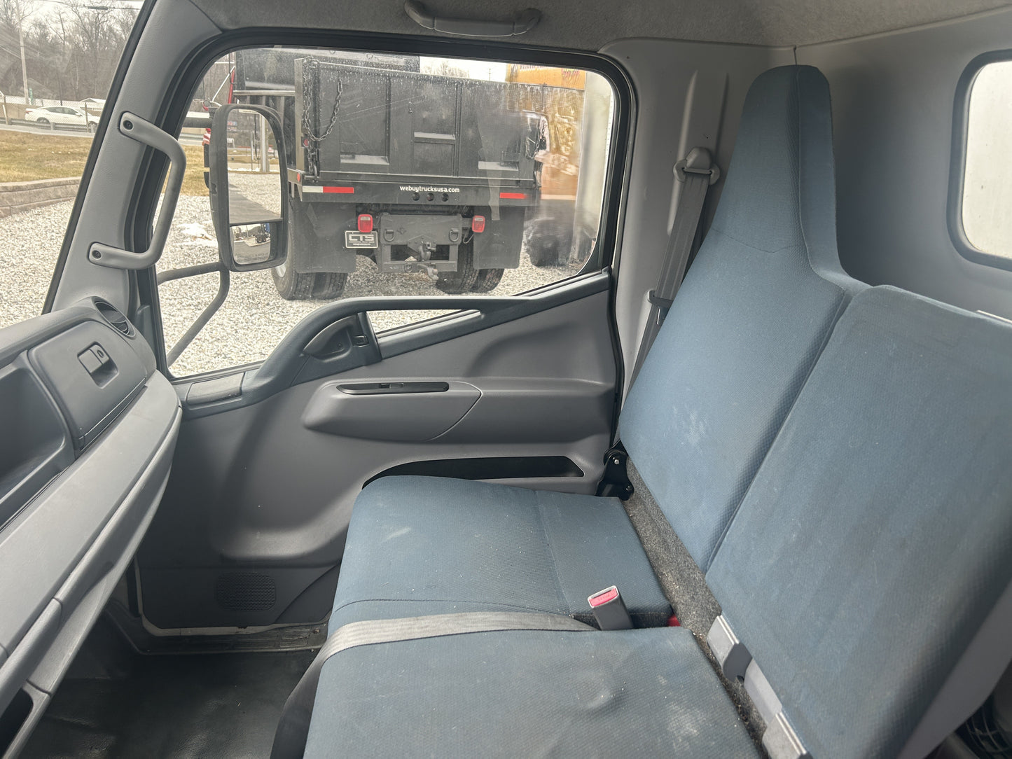 2012 Mitsubishi FEC72S 14Ft NON CDL Box Truck 2026M0102