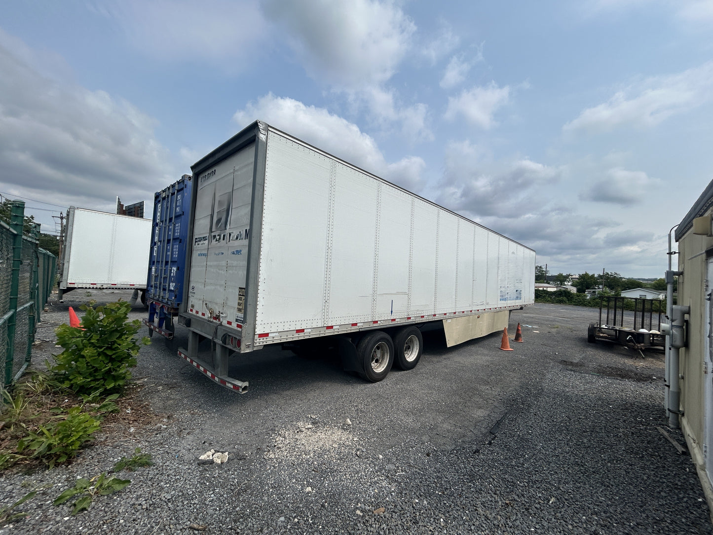 2017 Hyundai 53ft Dry Van Trailer 2026M0218