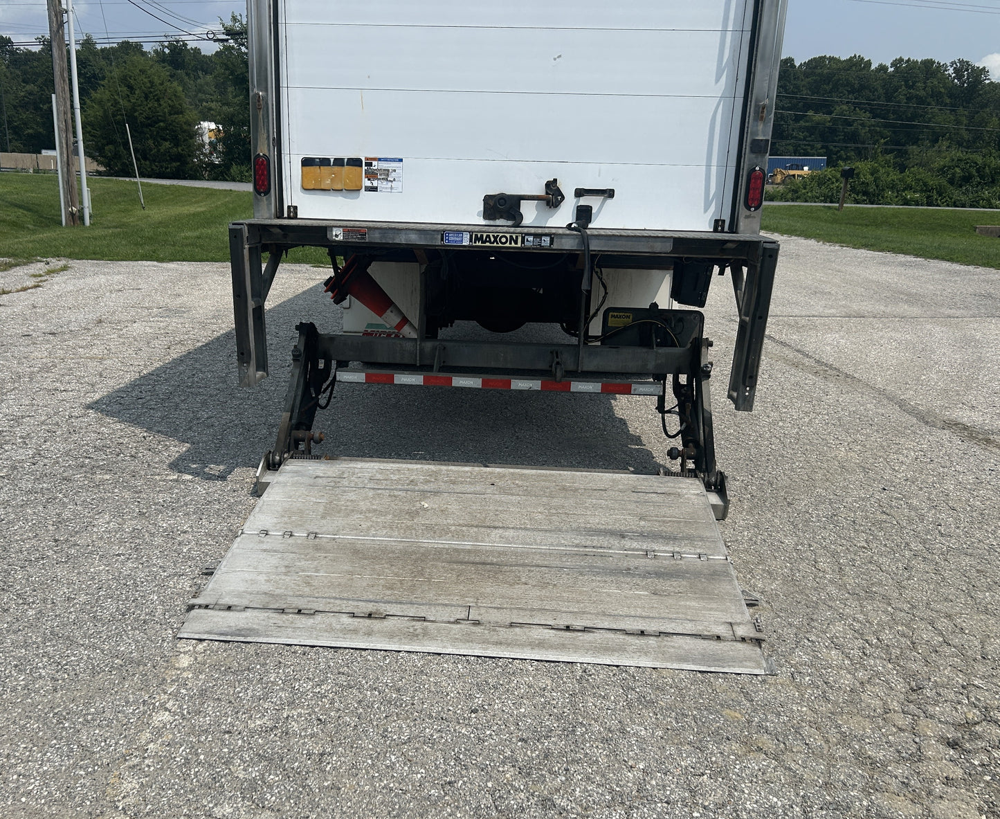 2017 Hino 268 26ft Box Truck 2026M0232