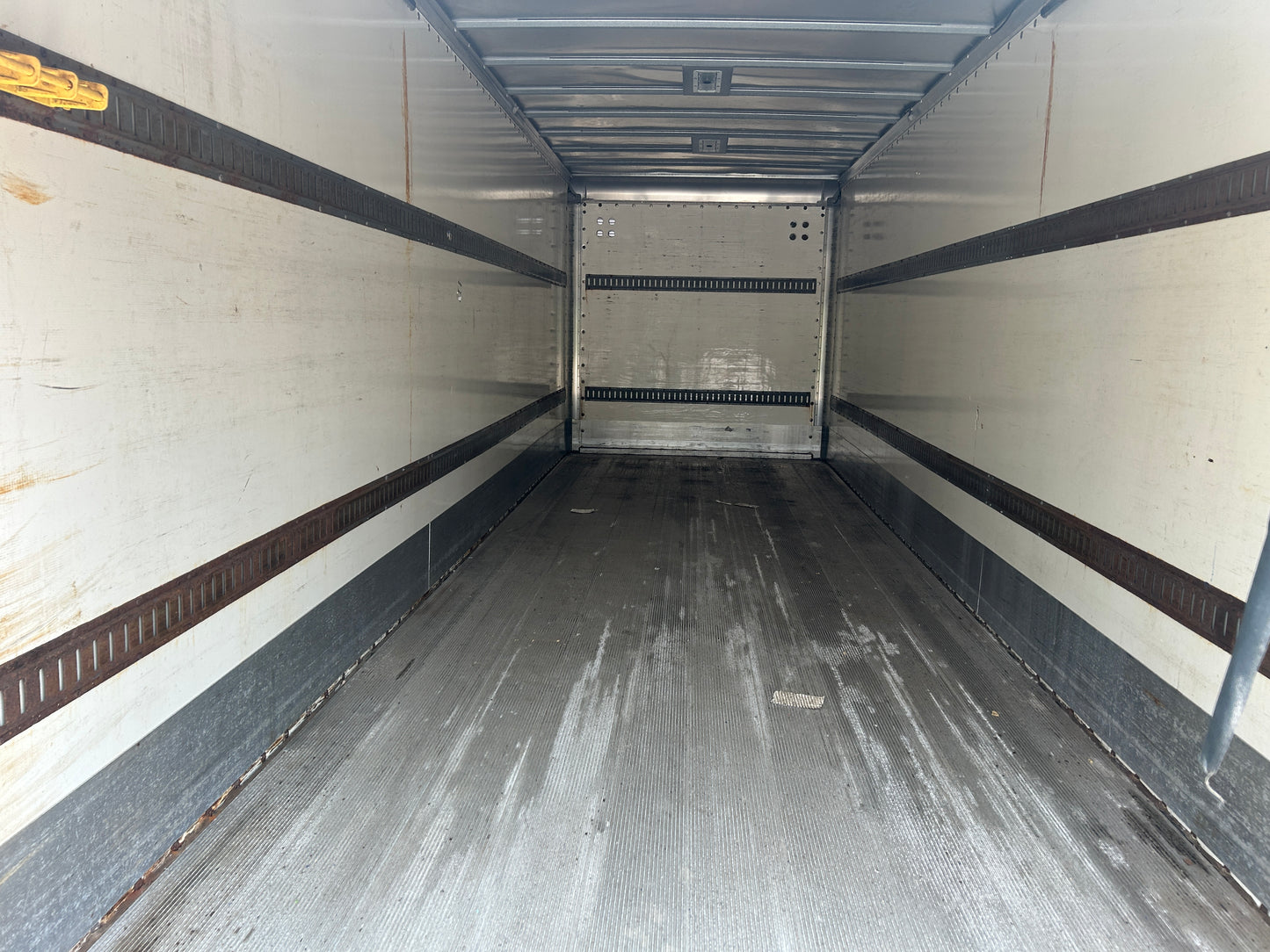 2017 Hino 268 26ft Box Truck 2026M0232