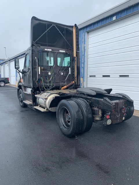 2017 Freightliner Cascadia S/A Daycab 2026M0222